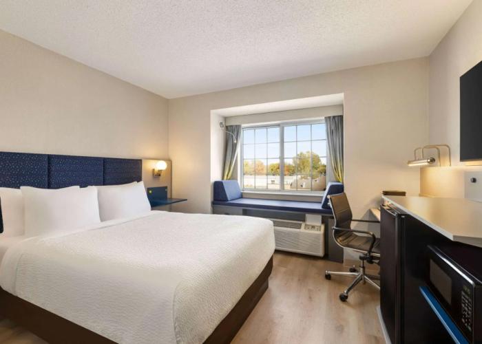 Microtel Inn & Suites by Wyndham New Ulm