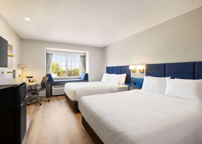 Microtel Inn & Suites by Wyndham New Ulm