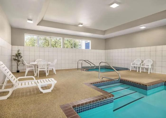 Microtel Inn & Suites New Ulm