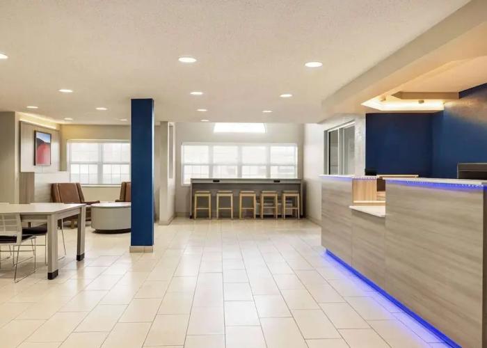 Microtel Inn & Suites New Ulm