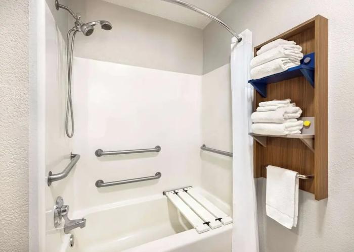 Microtel Inn & Suites New Ulm