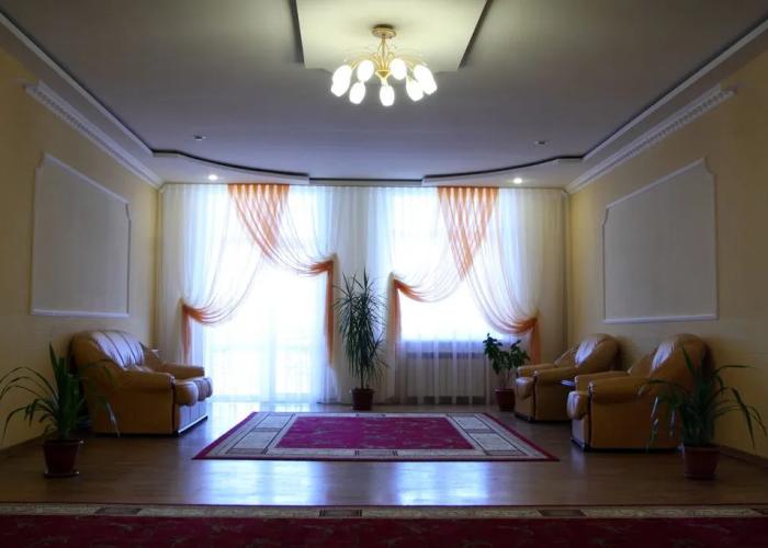 Roshcha Nevest Hotel