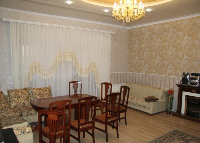 Krutoj Log Guest House