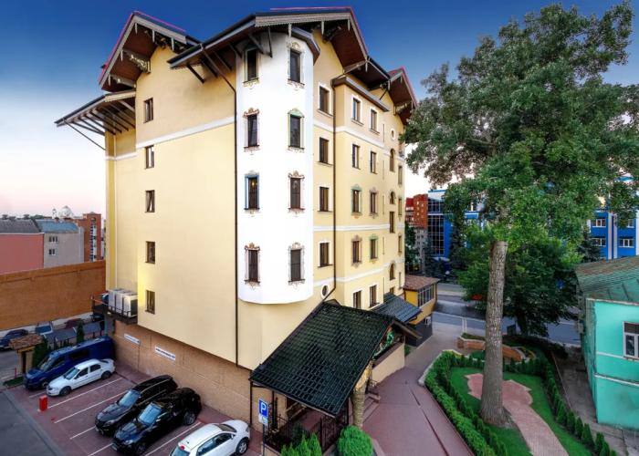 Dinastiya Hotel