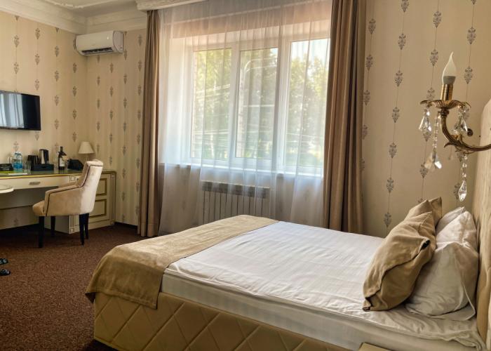 Oscar Hotel