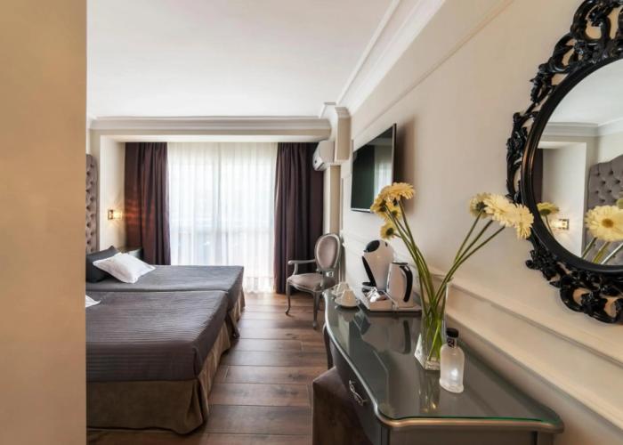 Essence Hotel Boutique
