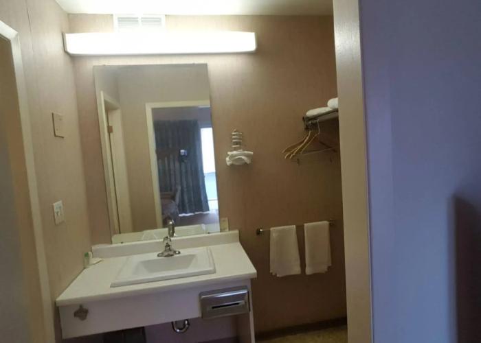 Town N Country Motor Inn