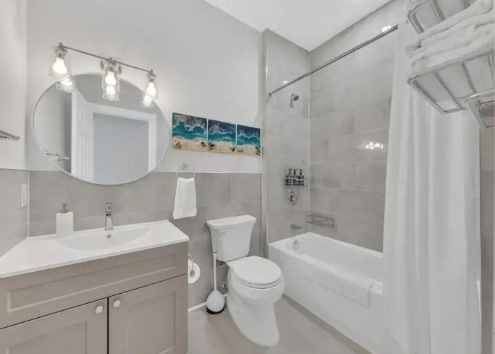 Parkside Flat #5 - Seacliff Beach Suites