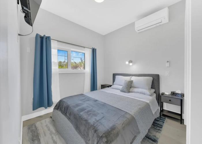 Parkside Flat #5 - Seacliff Beach Suites