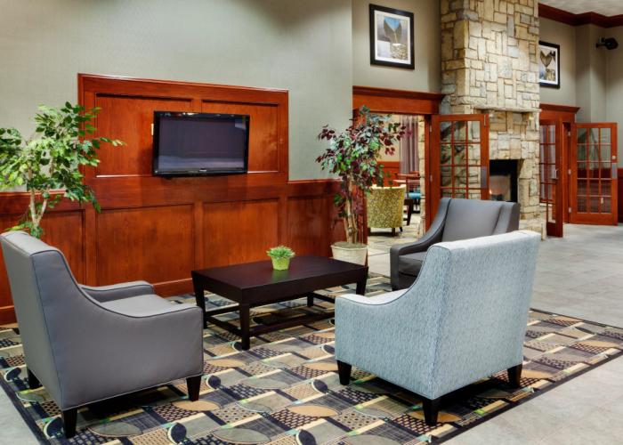 Holiday Inn Express and Suites by IHG