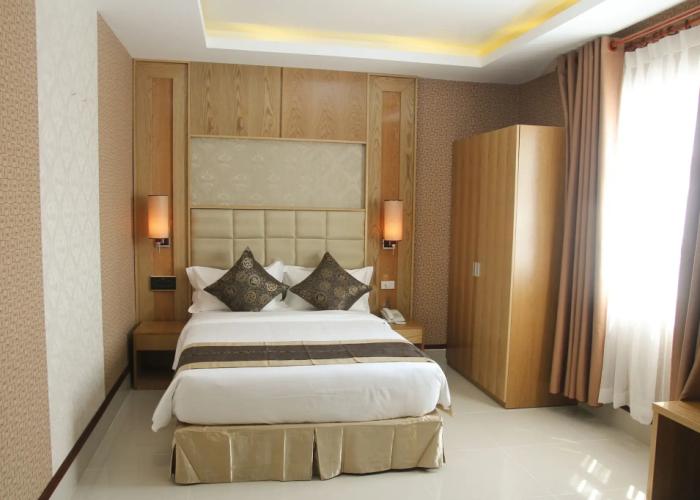 West Hotel