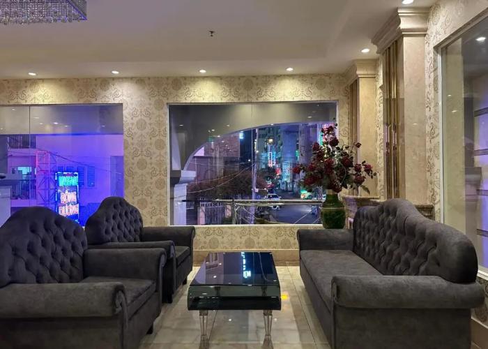 Aura Hotel