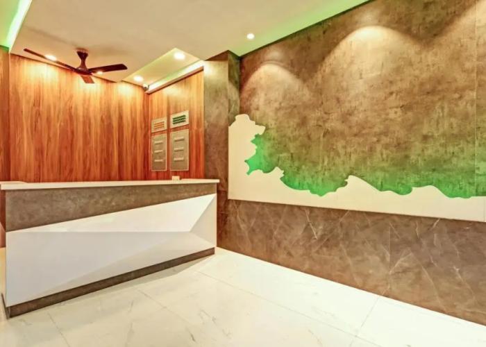 Itsy Hotels Sri Sai Grand Inn