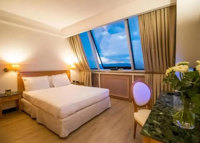 SHG Hotel De La Ville