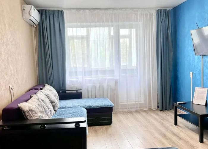 Ekonom na Entuziastov 48 Flat
