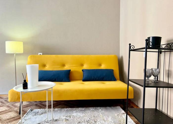s Uiutnoi Obstanovkoi na Koshevogo 44 Flat