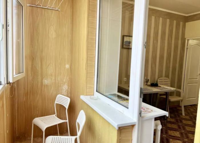 s Uiutnoi Obstanovkoi na Koshevogo 44 Flat