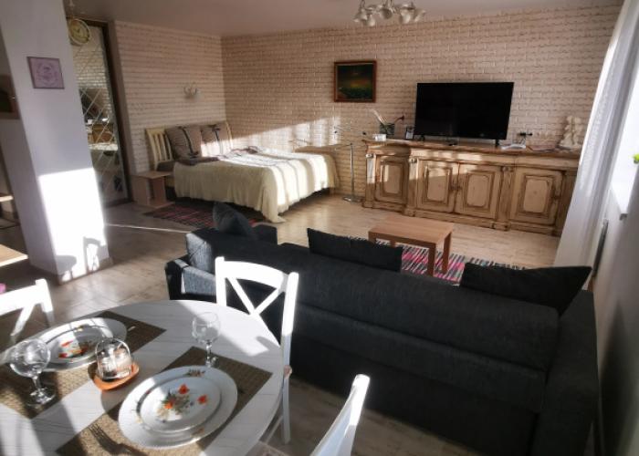 Vozle McDonalds Apartments