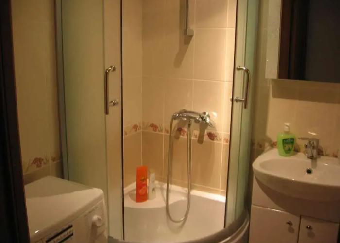 Kvartira Na Prospekte Chernyakhovskogo Apartments