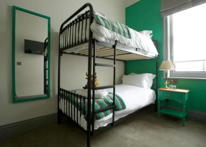 Crown Hotel