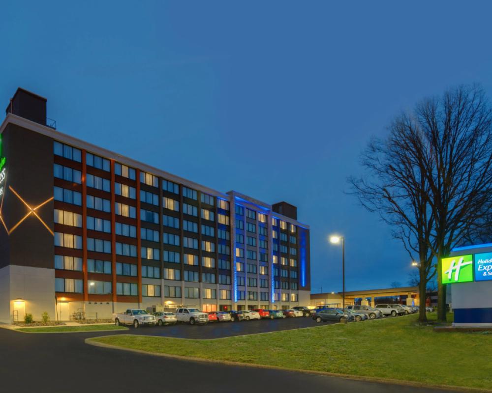Holiday Inn Express & Suites Ft. Washington - Philadelphia by IHG