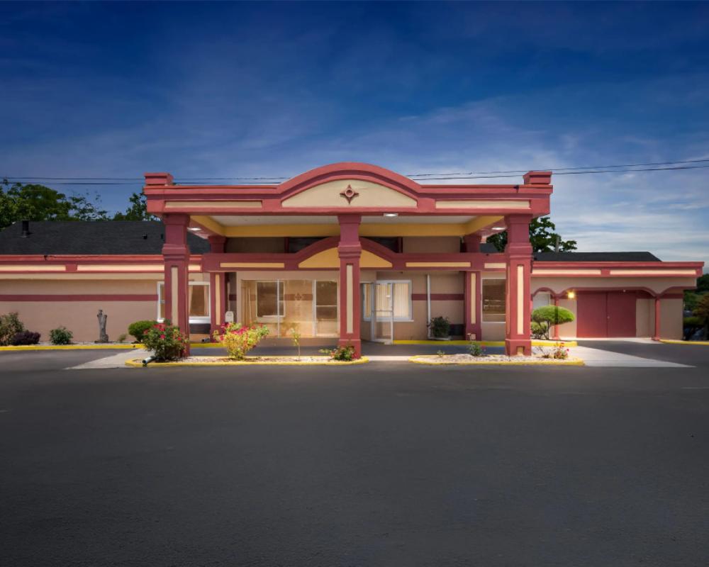 Americas Best Value Inn & Suites Williamstown