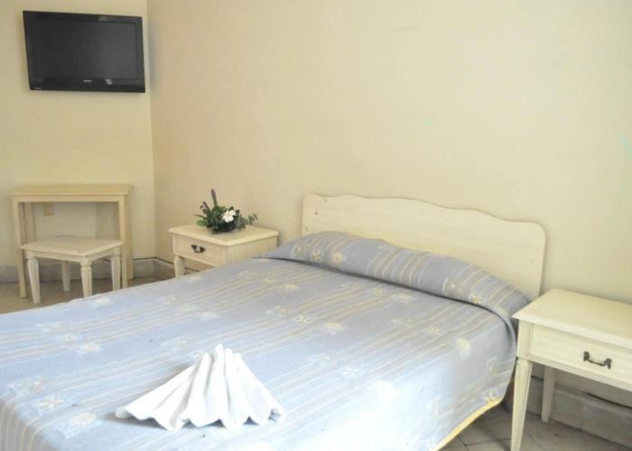 Hotel Metropolitan I