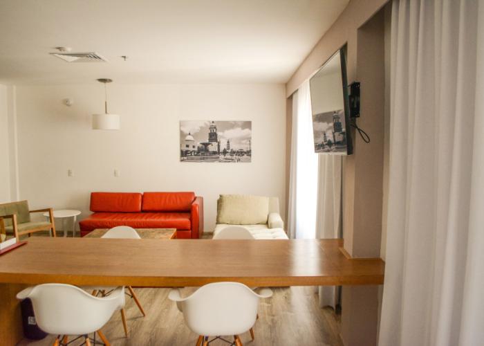 Stain Loft & Suites