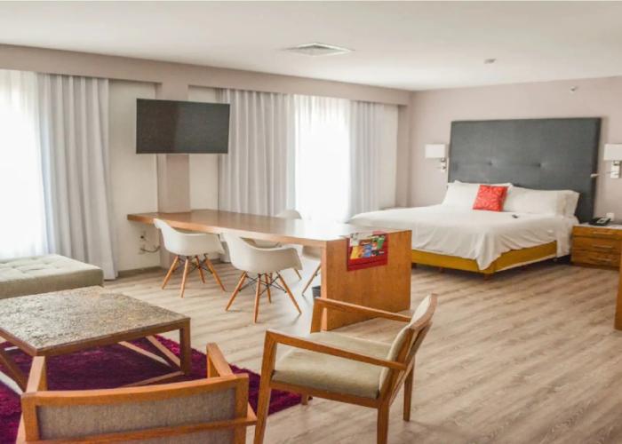 Stain Loft & Suites