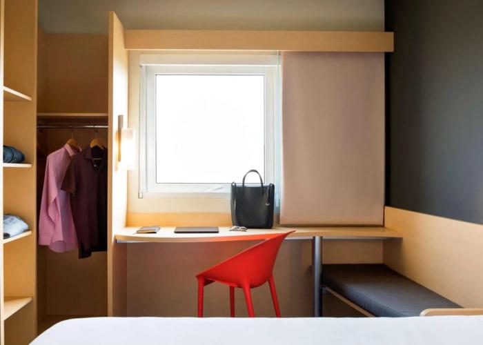 ibis Irapuato