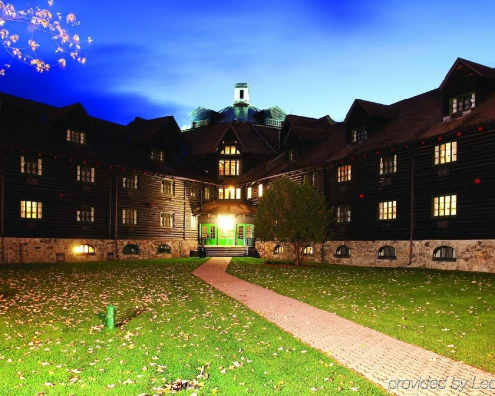 Fairmont Le Chateau Montebello