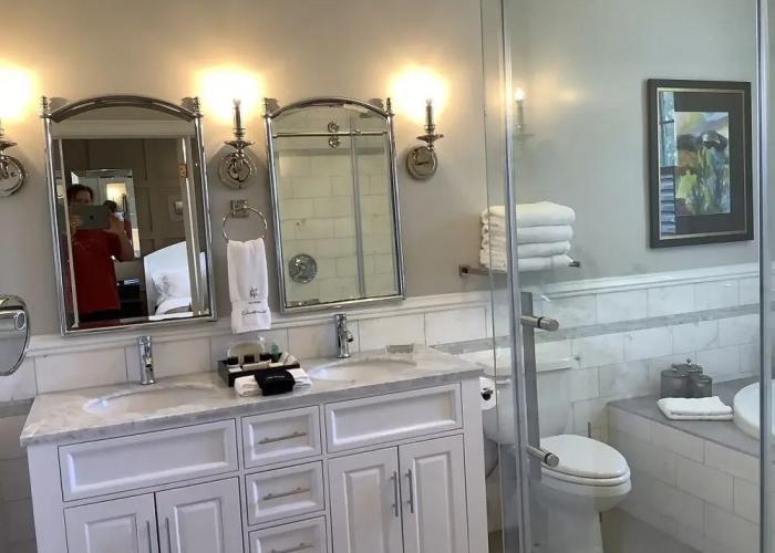 Manoir Chamberland (Adults Only, No Pets)