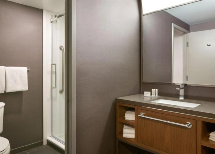 Courtyard by Marriott Toronto Markham