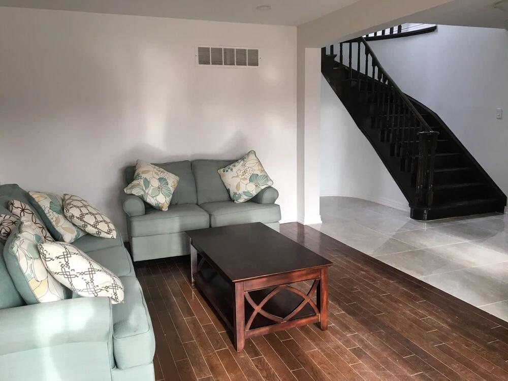 фото Home Base