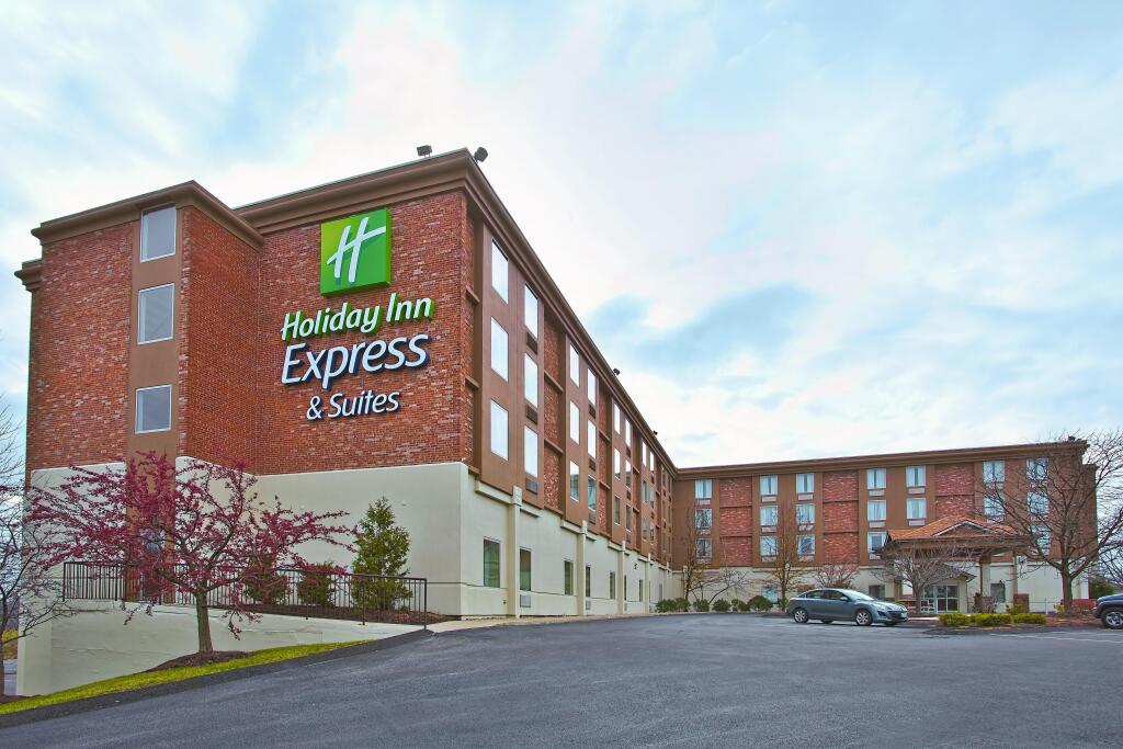 Holiday Inn Express Hotel & Suites Pittsburgh West Mifflin by IHG