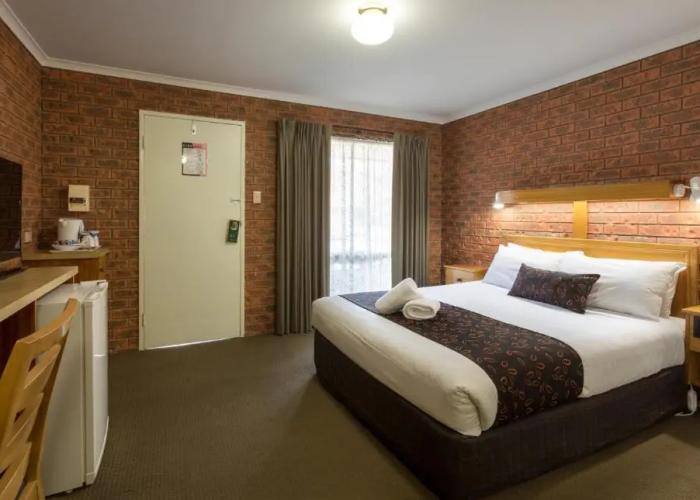 Advance Motel