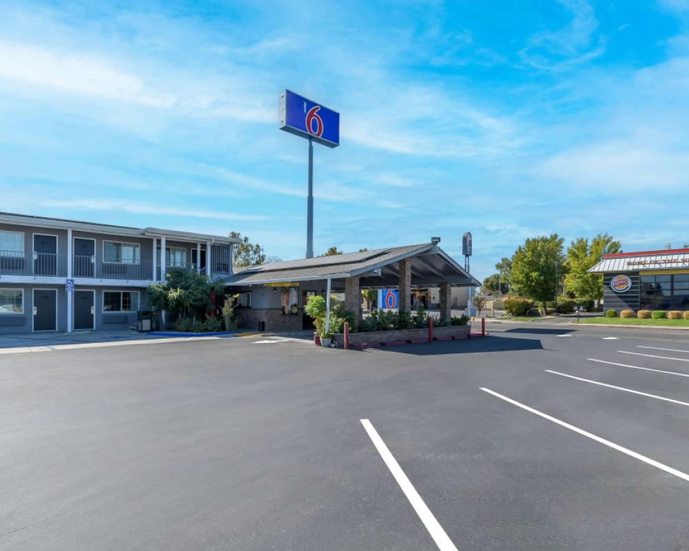 Motel 6 Willows, CA
