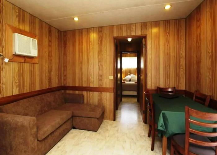 Surfside Holiday Park
