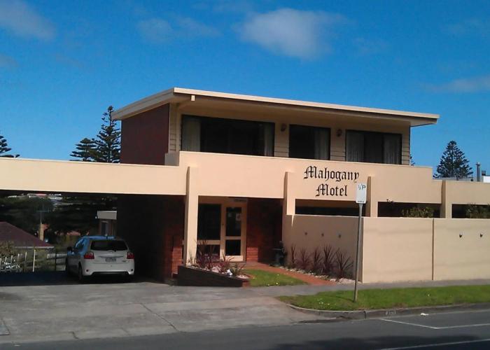 Mahogany Motel