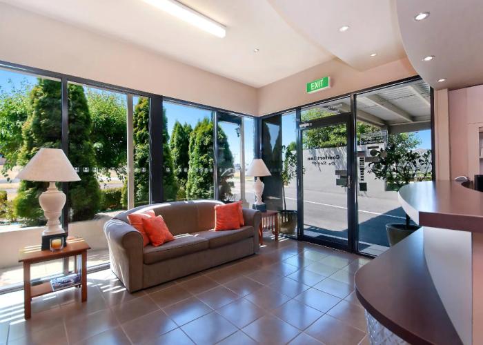 Comfort Inn On Raglan