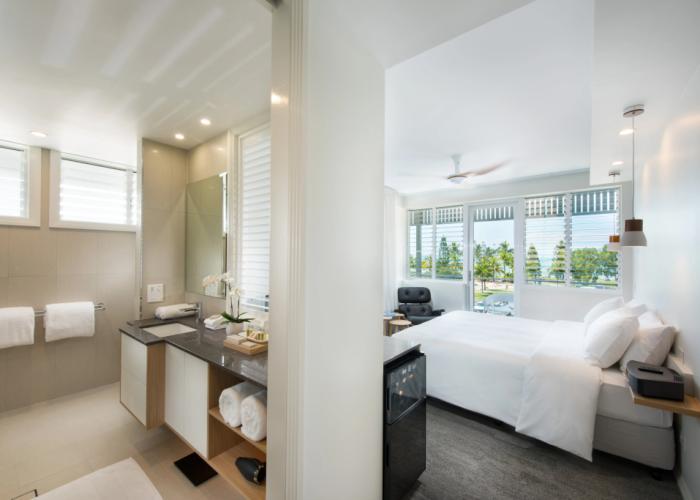 Heart Hotel and Gallery Whitsundays