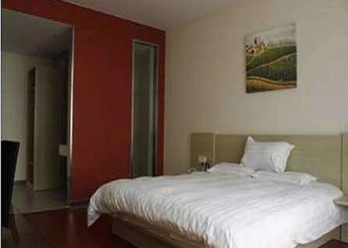 Ibis Wuxi Taihu Square Hotel