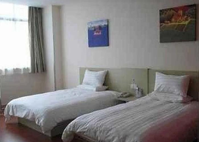 Ibis Wuxi Taihu Square Hotel