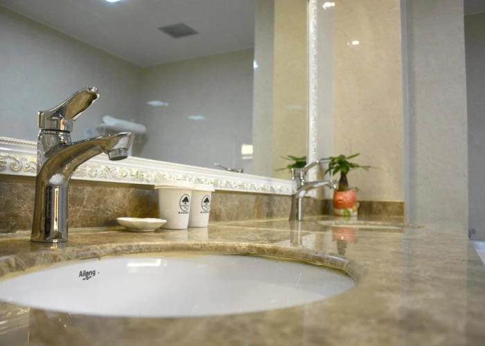 GreenTree Inn Wuxi Yixing East Longtan Road Dongjiu Business Hotel