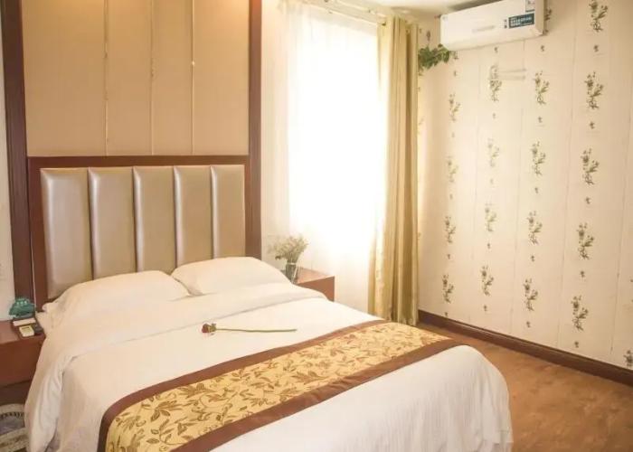 GreenTree Inn JiangSu Wuxi Jiangyin City QinGYAng Town Fuqian Road Express Hotel