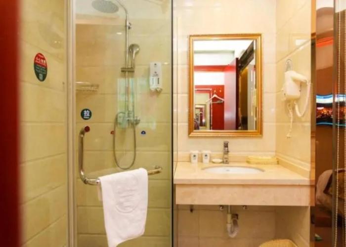 GreenTree Inn JiangSu Wuxi Jiangyin City QinGYAng Town Fuqian Road Express Hotel