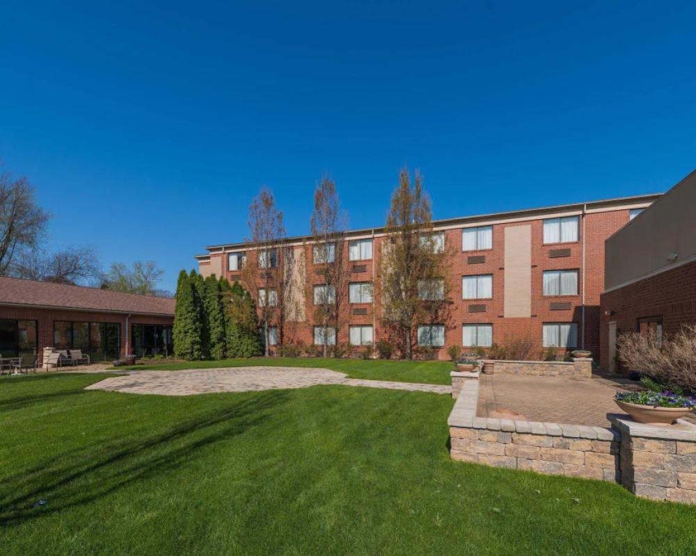 Doubletree By Hilton Akron/Fairlawn