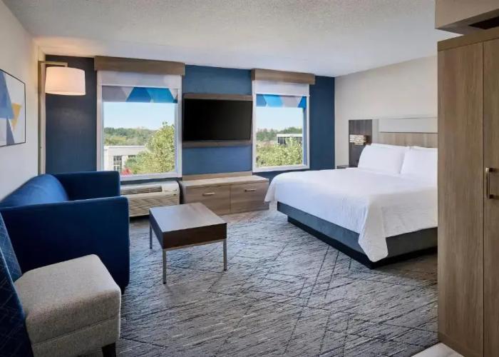 Holiday Inn Express and Suites Kitchener Southeast by IHG