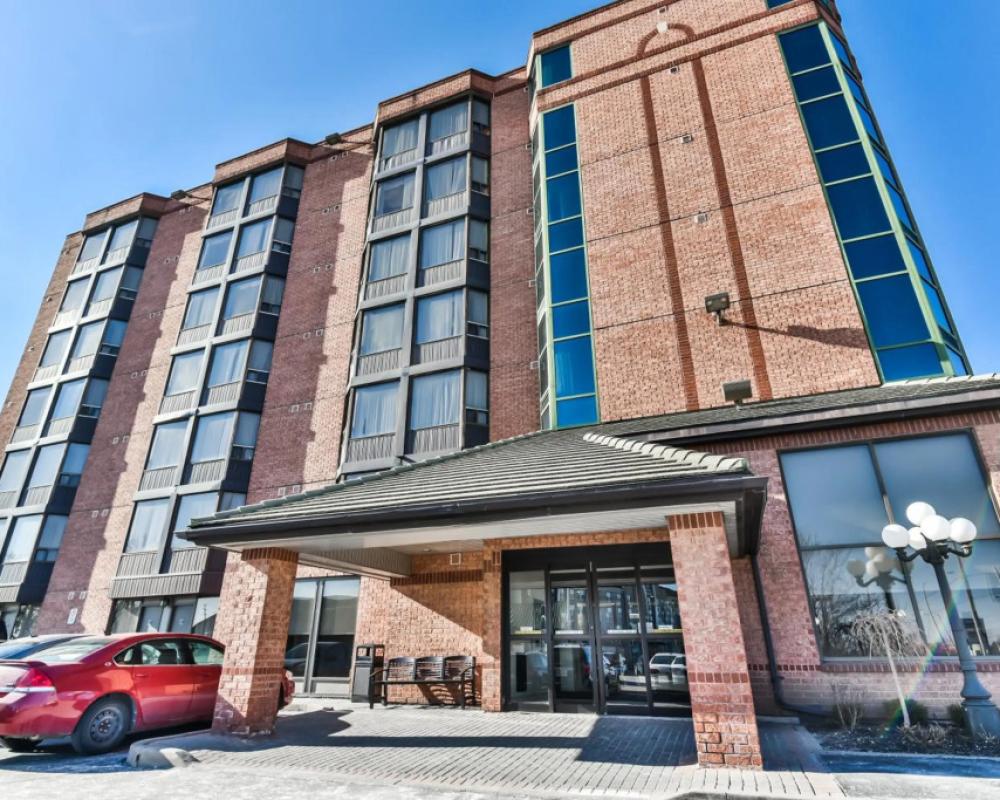 Best Western Plus Cambridge Hotel