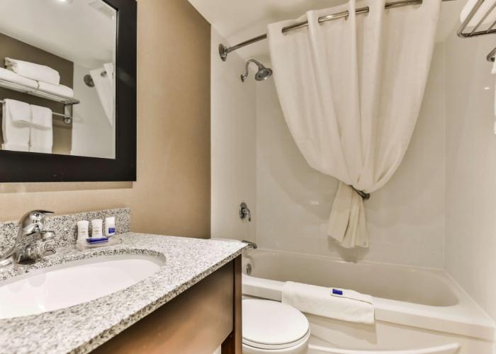 Best Western Plus Cambridge Hotel